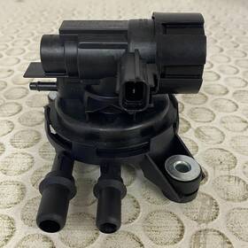 Carquest Cpc1126 Premium Vapor Canister Purge Solenoid Black