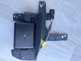 99140-m6200 Hyundai 19-21 Kia Forte Left Rear Blind Spot Sensor Oem With Bracket
