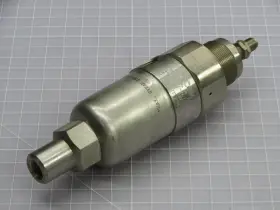44-4862-24is Tescom Steel Regulator T240769