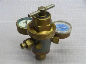 T241616 Union Carbide Cga-320 Regulator
