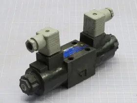 S-dsg-01-3c2-d100-n-6090 Yuken Solenoid Operated Directional Valve T248332