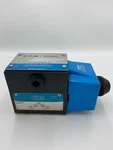 Vickers -directional Valve 02-119577, DG4S4 012A B 60 Lh, Genuine New. Price: $424.00.