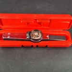 Proto 6177 Dial Measuring Torque Wrench Size 3/8" - 250 Inch Pounds Cmkg Used. Price: $76.86.