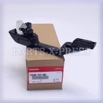 Oem Genuine Honda Odyssey Lx Outer Sliding Door Handle Right Side 72640-TK8-A02 New. Price: $69.09.