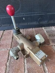 Versa Directional Control Valve Vac 200 14 Bbl 3503 Used. Price: $89.99.